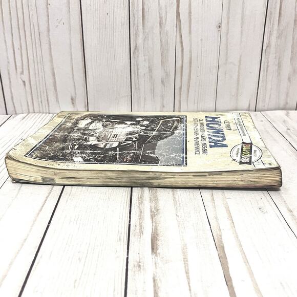 Clymer Honda Service Repair Shop Manual GL-1000 GL-1100 1975-1983 M340 - Picture 4 of 7